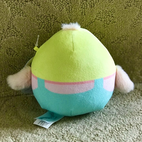 6” Squishmallow Aimee
Brand New with Tags
Limited Edition Easter Chick - Picture 2 of 4